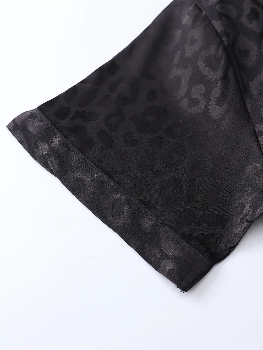 Men’s Summer Ice Silk Pajama Set – Short Sleeve & Thin Cardigan